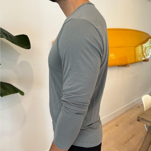 Cuts Clothing Long-sleeved Tee - Great Used Condition - Picture 2 of 5